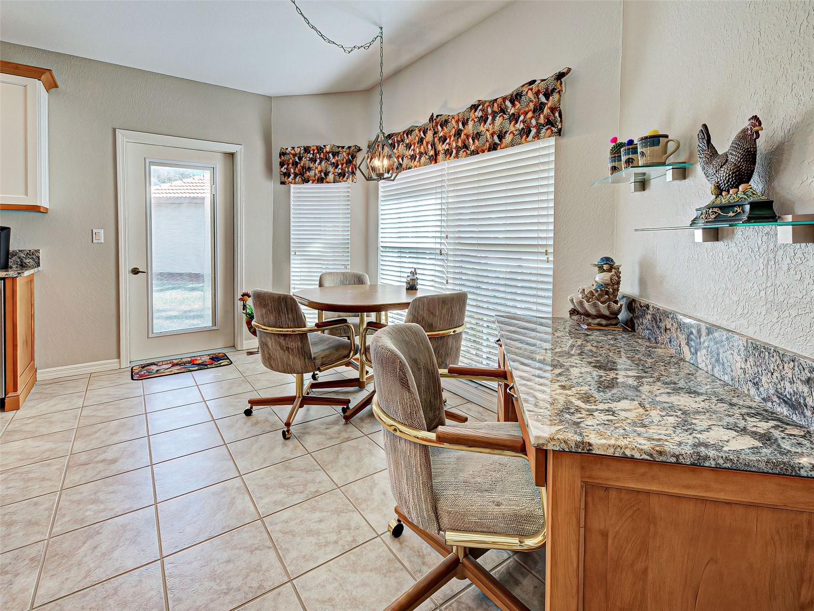 Image 17 of 45 For 201 King Palm Court