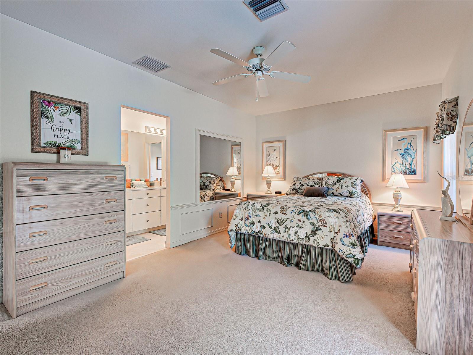 Image 21 of 45 For 201 King Palm Court