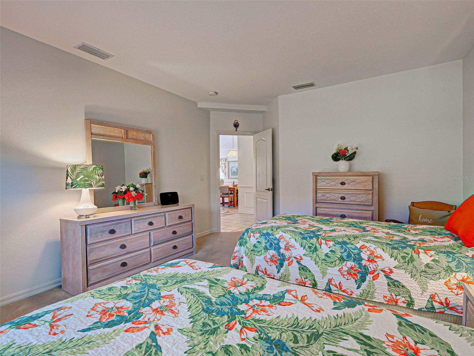 Image 29 of 45 For 201 King Palm Court