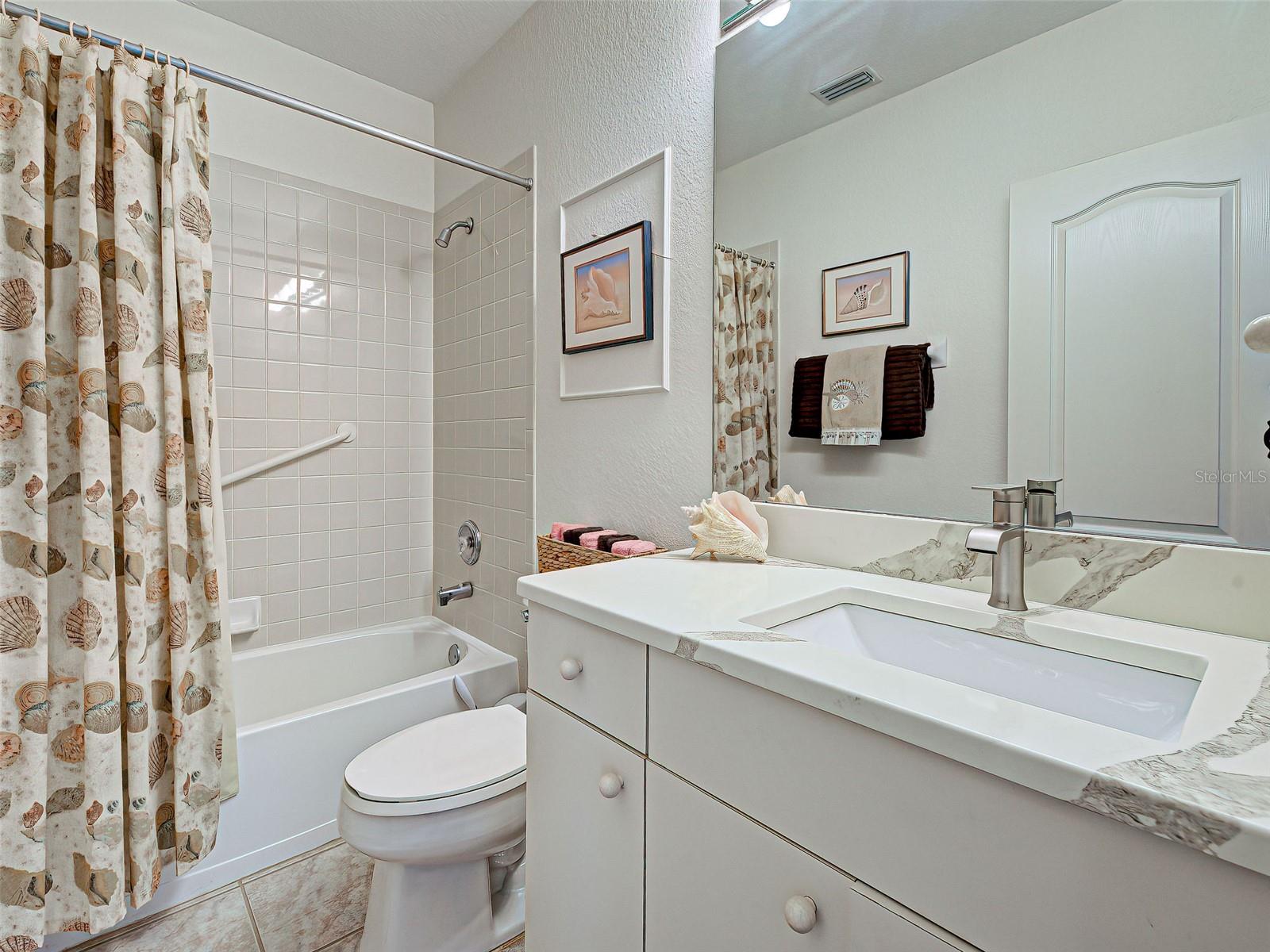 Image 31 of 45 For 201 King Palm Court