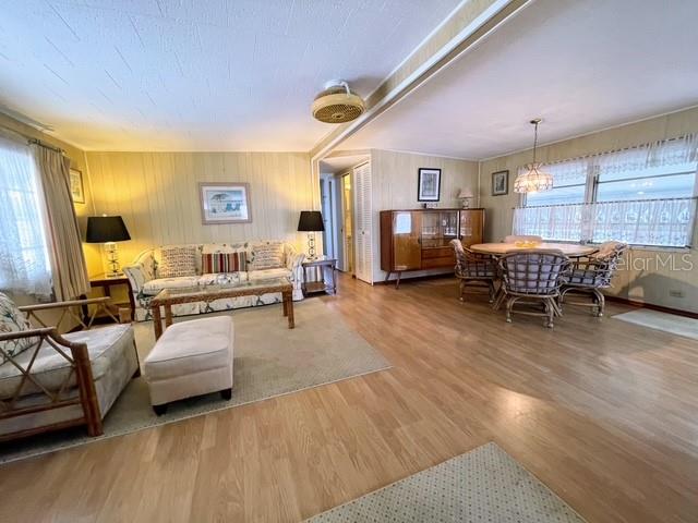 Image 3 of 28 For 714 Green Circle