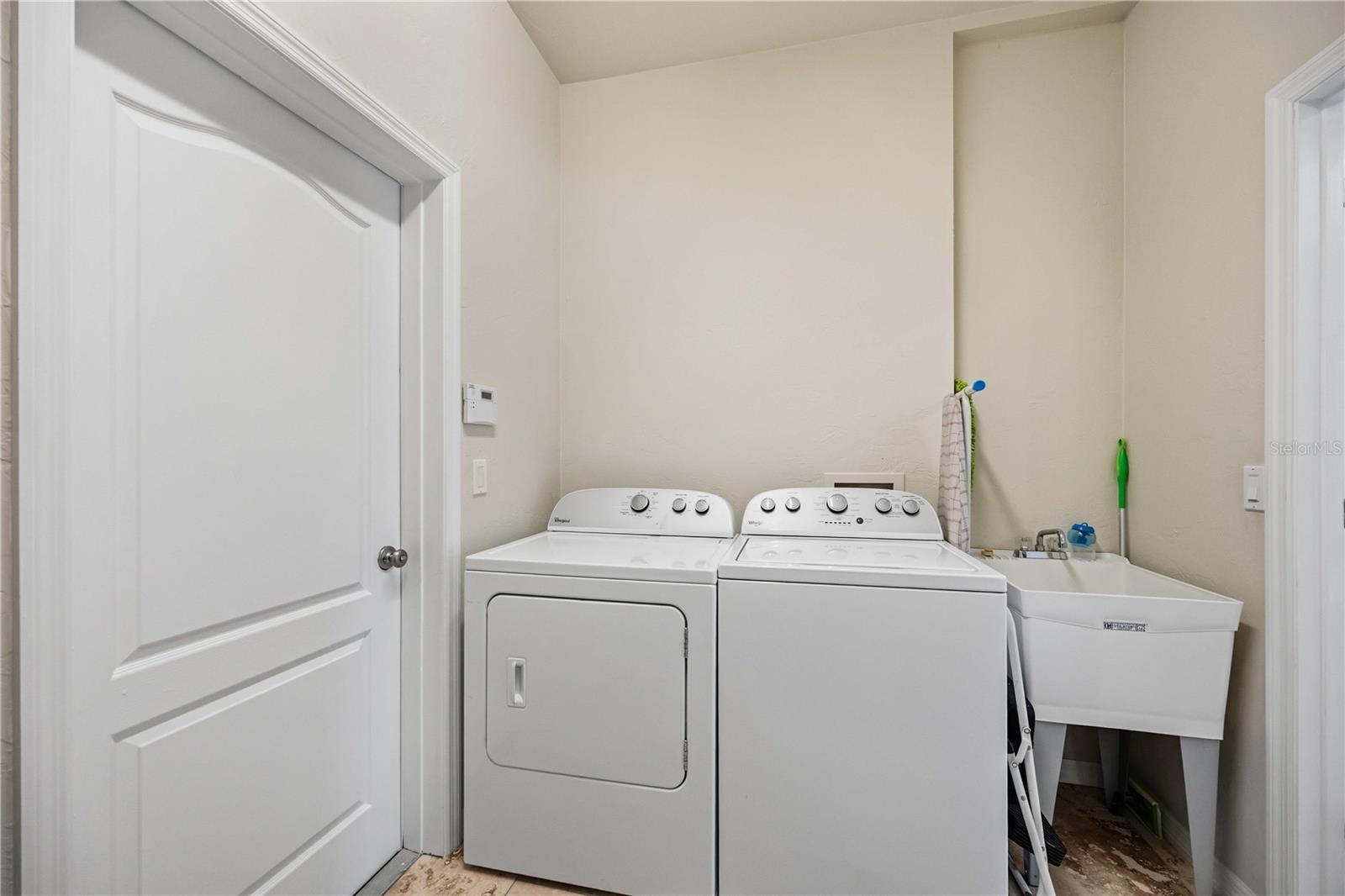 Image 28 of 73 For 11469 Dancing River Drive