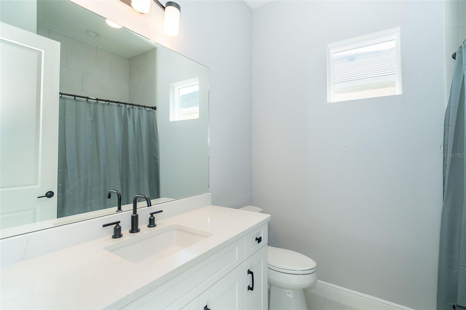 Image 20 of 39 For 11197 Hogan Circle