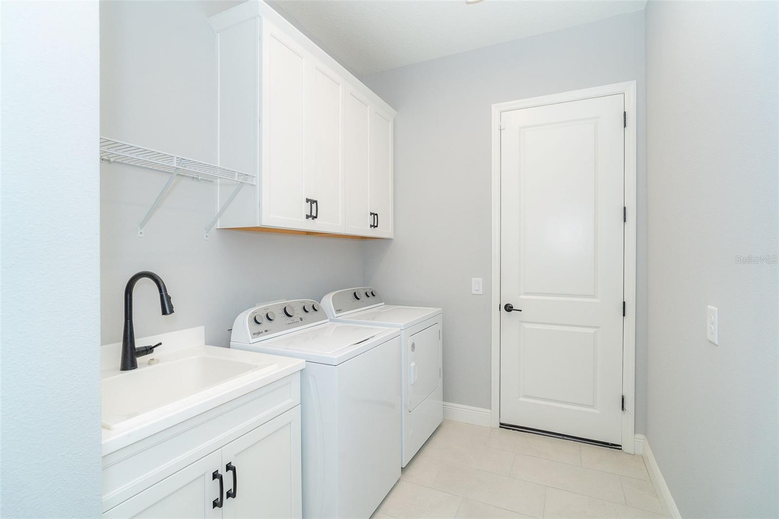 Image 24 of 39 For 11197 Hogan Circle