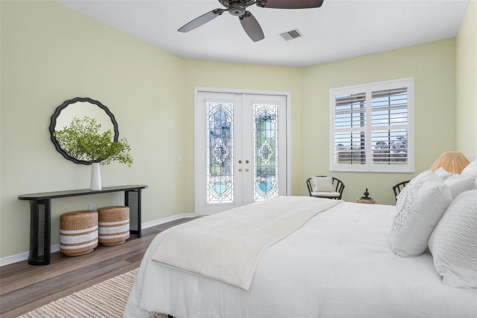 Image 43 of 72 For 422 Wincanton Place