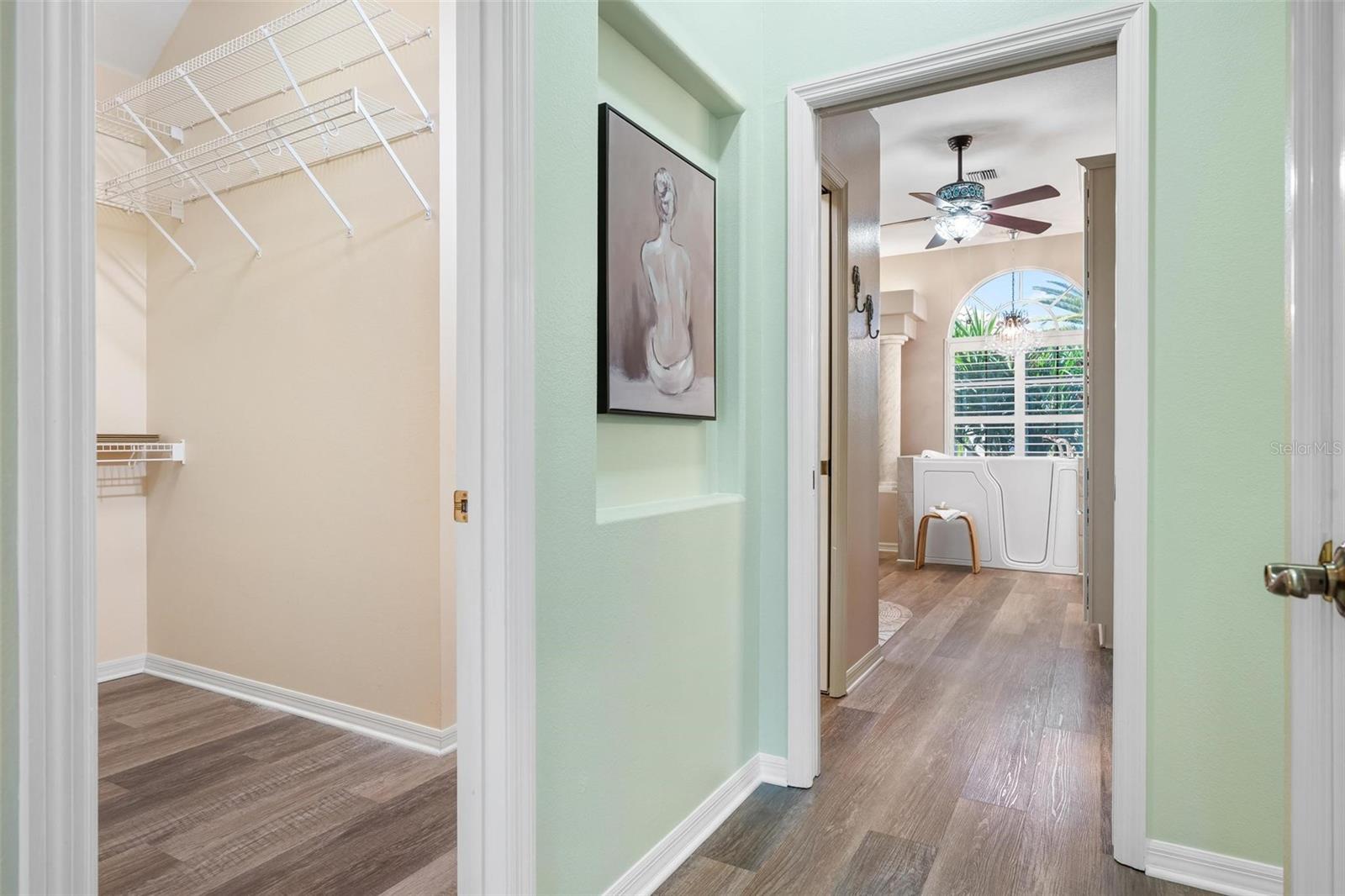 Image 45 of 72 For 422 Wincanton Place