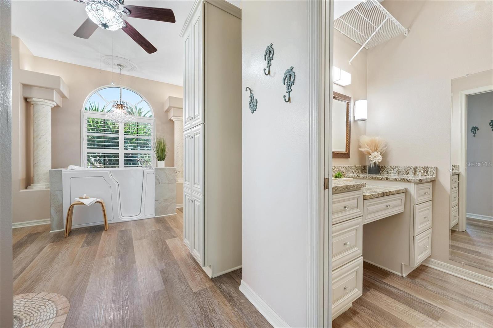 Image 47 of 72 For 422 Wincanton Place