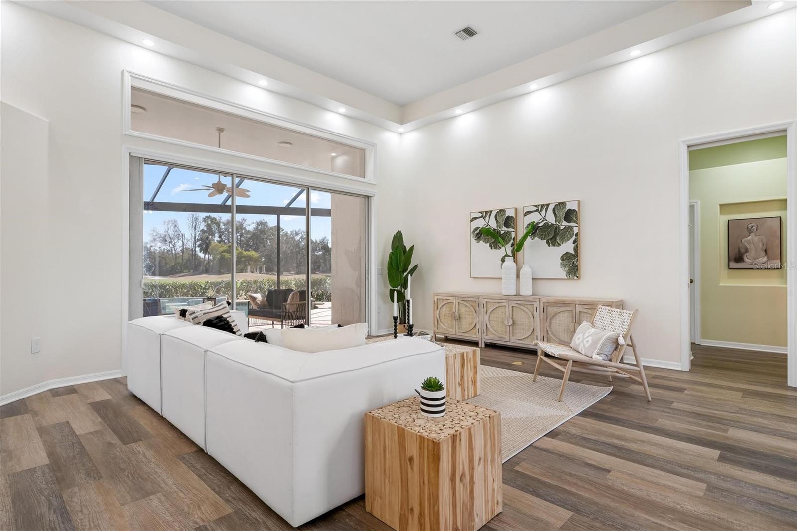 Image 5 of 72 For 422 Wincanton Place