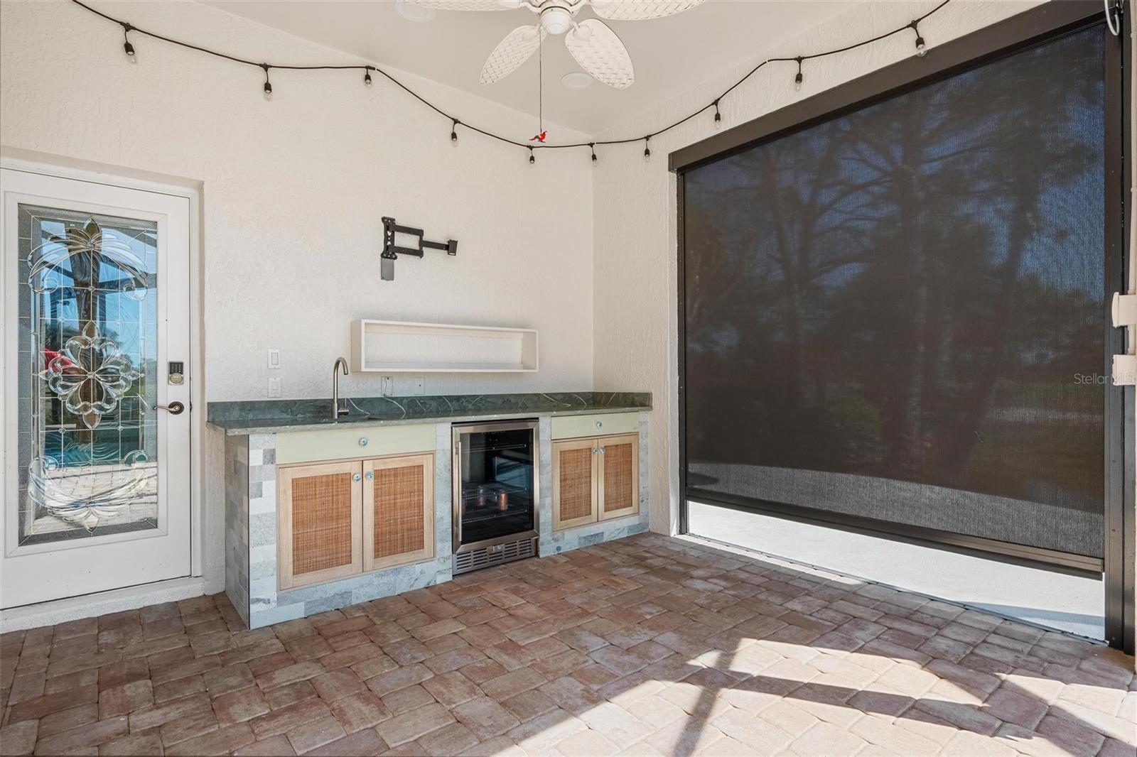 Image 52 of 72 For 422 Wincanton Place