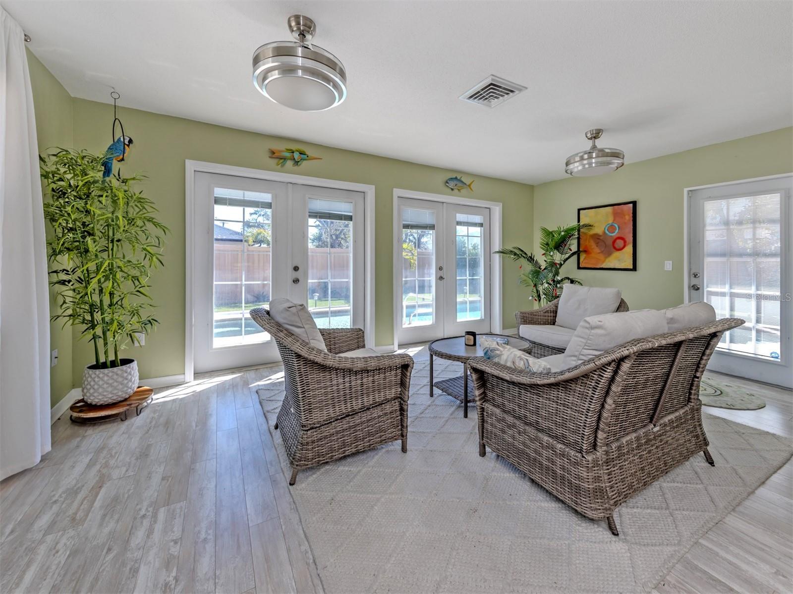 Image 13 of 35 For 1191 Southland Road