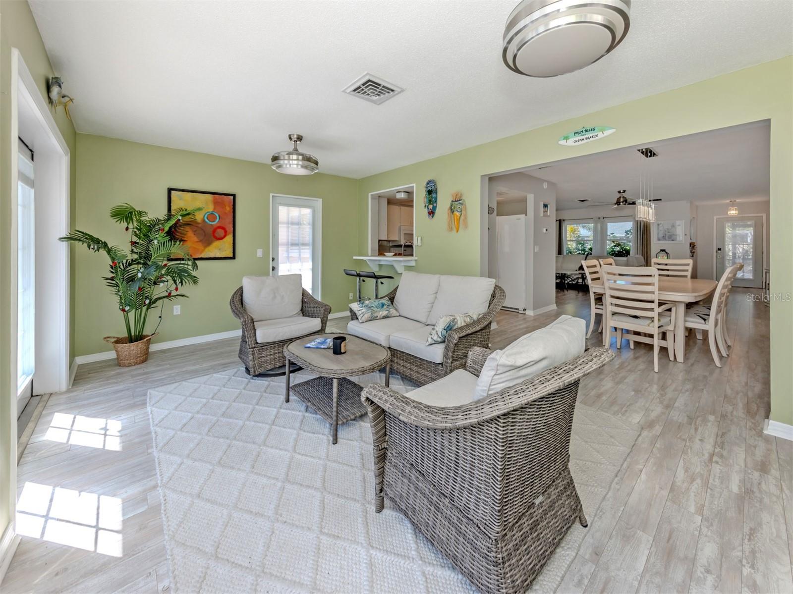 Image 8 of 35 For 1191 Southland Road