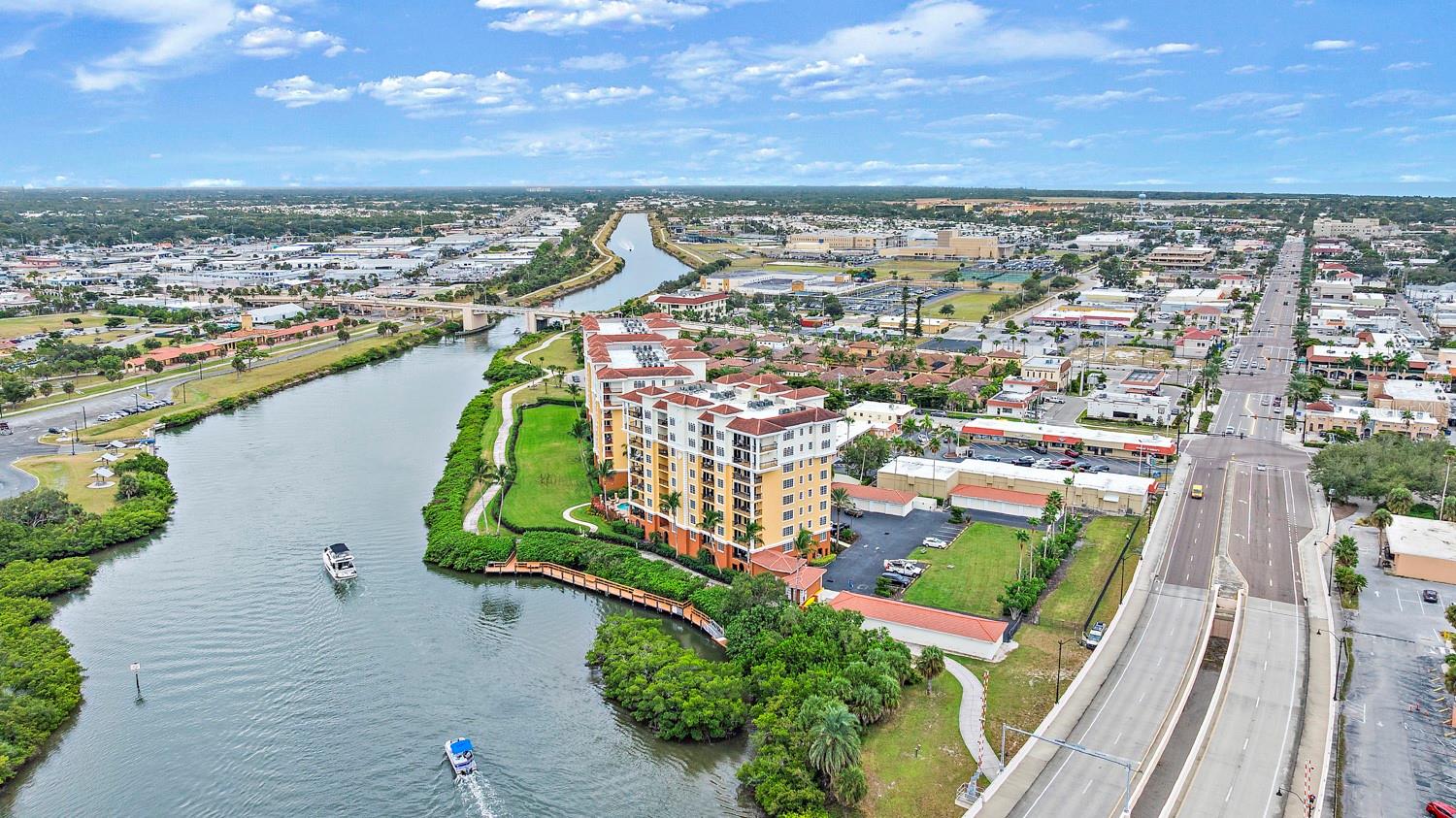 Image 8 of 15 For Colonia Lane