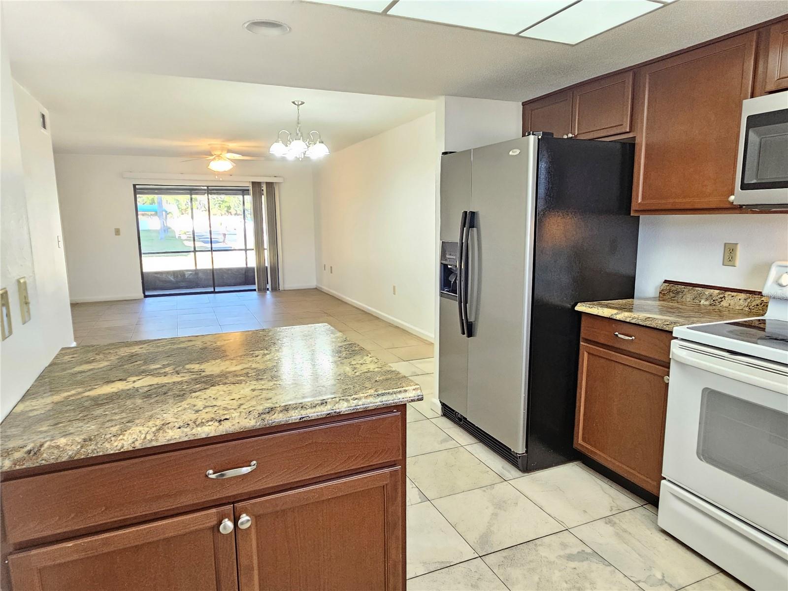 Image 17 of 33 For 499 Albee Farm Road V11