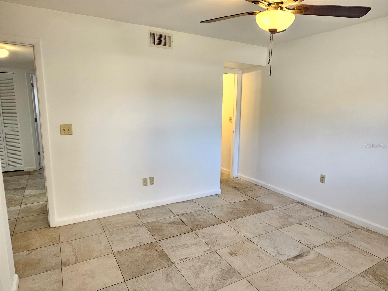 Image 23 of 33 For 499 Albee Farm Road V11