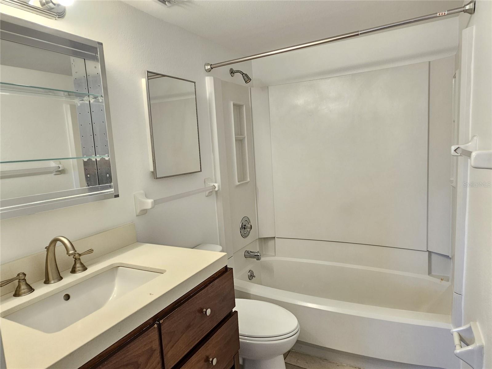 Image 25 of 33 For 499 Albee Farm Road V11