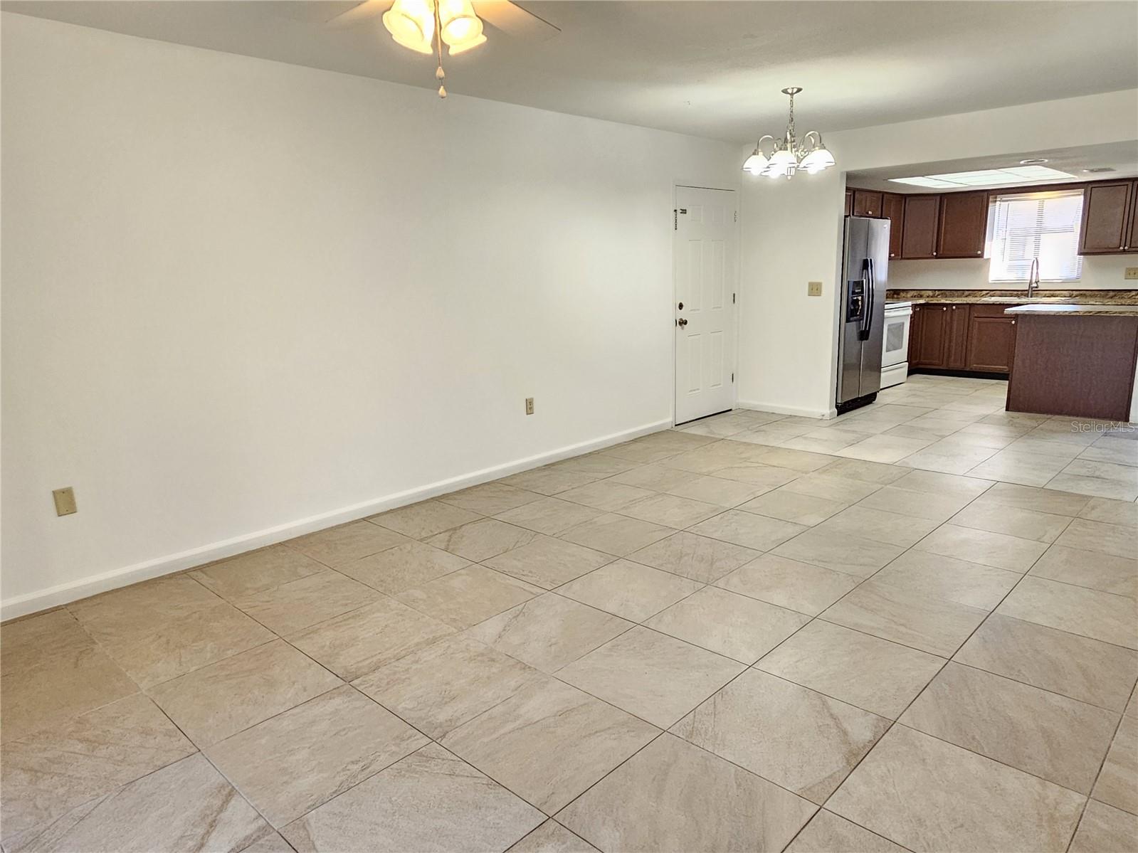 Image 5 of 33 For 499 Albee Farm Road V11