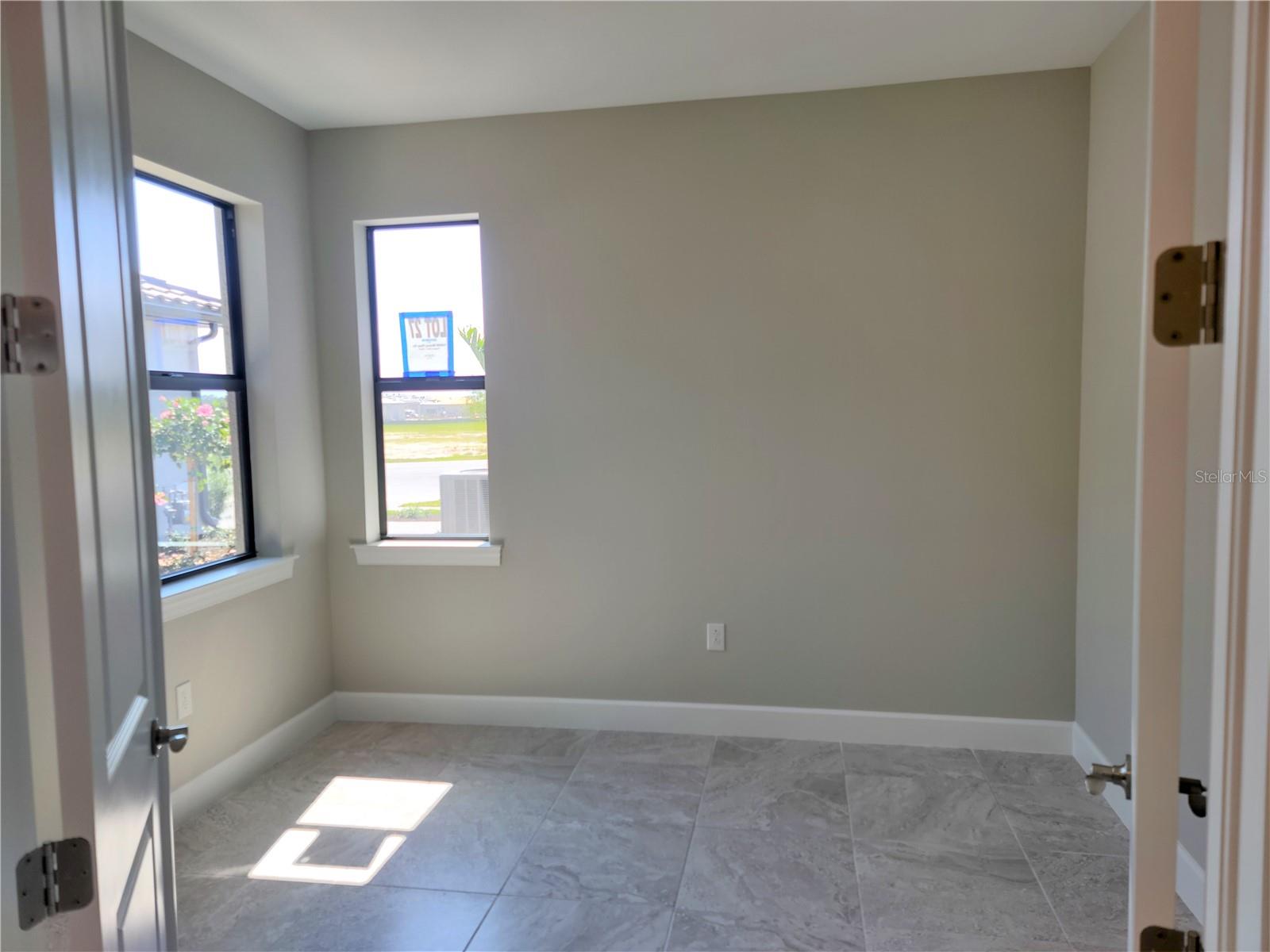 Image 11 of 56 For 14558 Mossy Pine Court