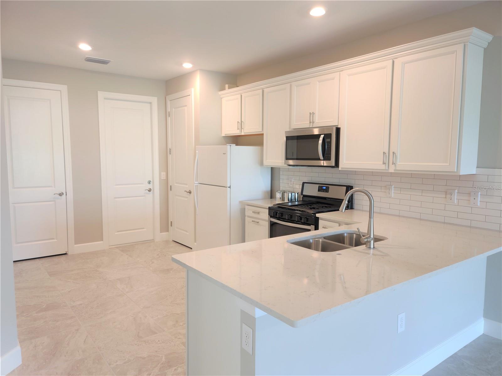 Image 15 of 56 For 14558 Mossy Pine Court