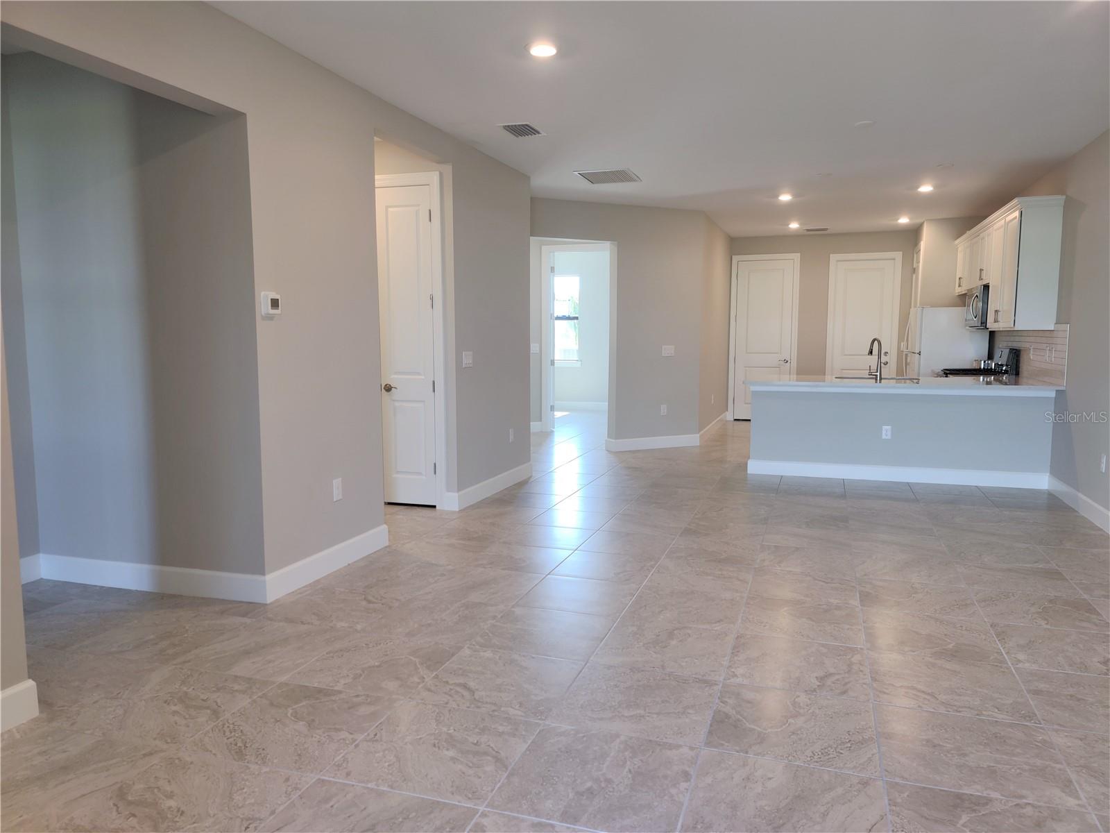 Image 25 of 56 For 14558 Mossy Pine Court