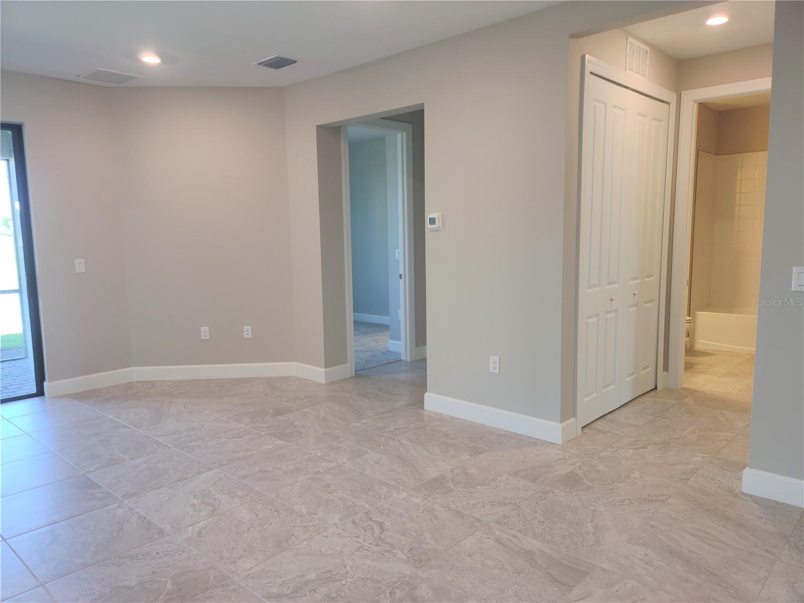 Image 26 of 56 For 14558 Mossy Pine Court