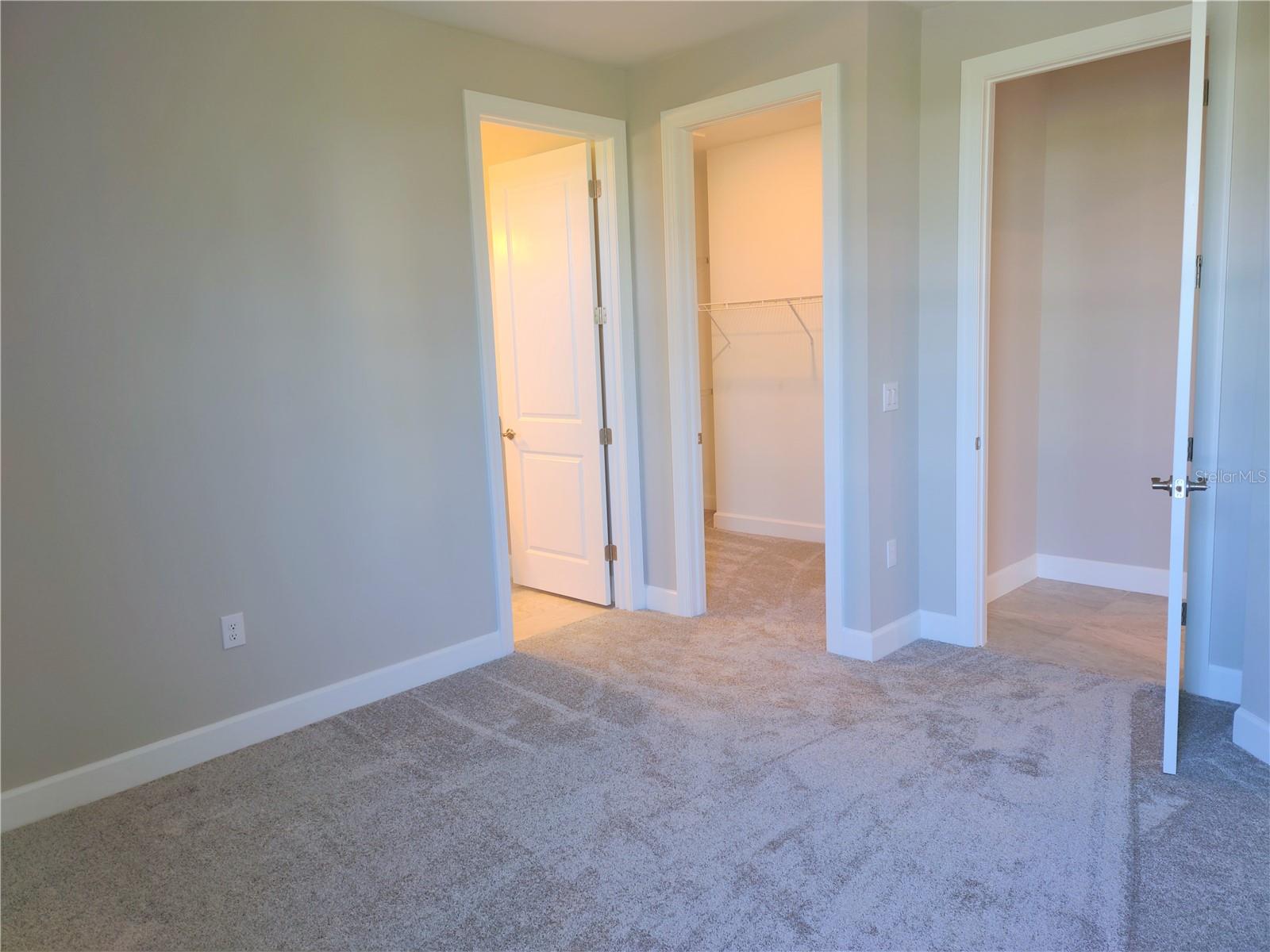 Image 28 of 56 For 14558 Mossy Pine Court