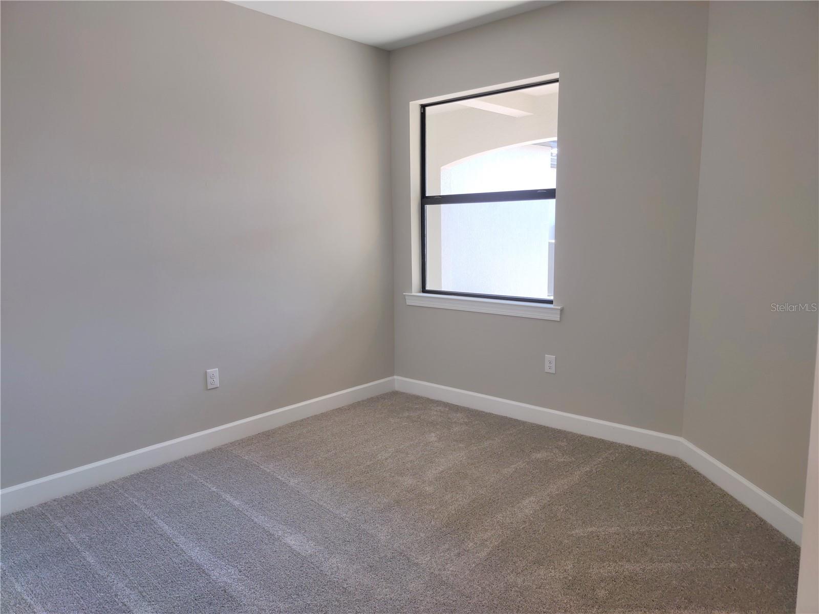 Image 34 of 56 For 14558 Mossy Pine Court