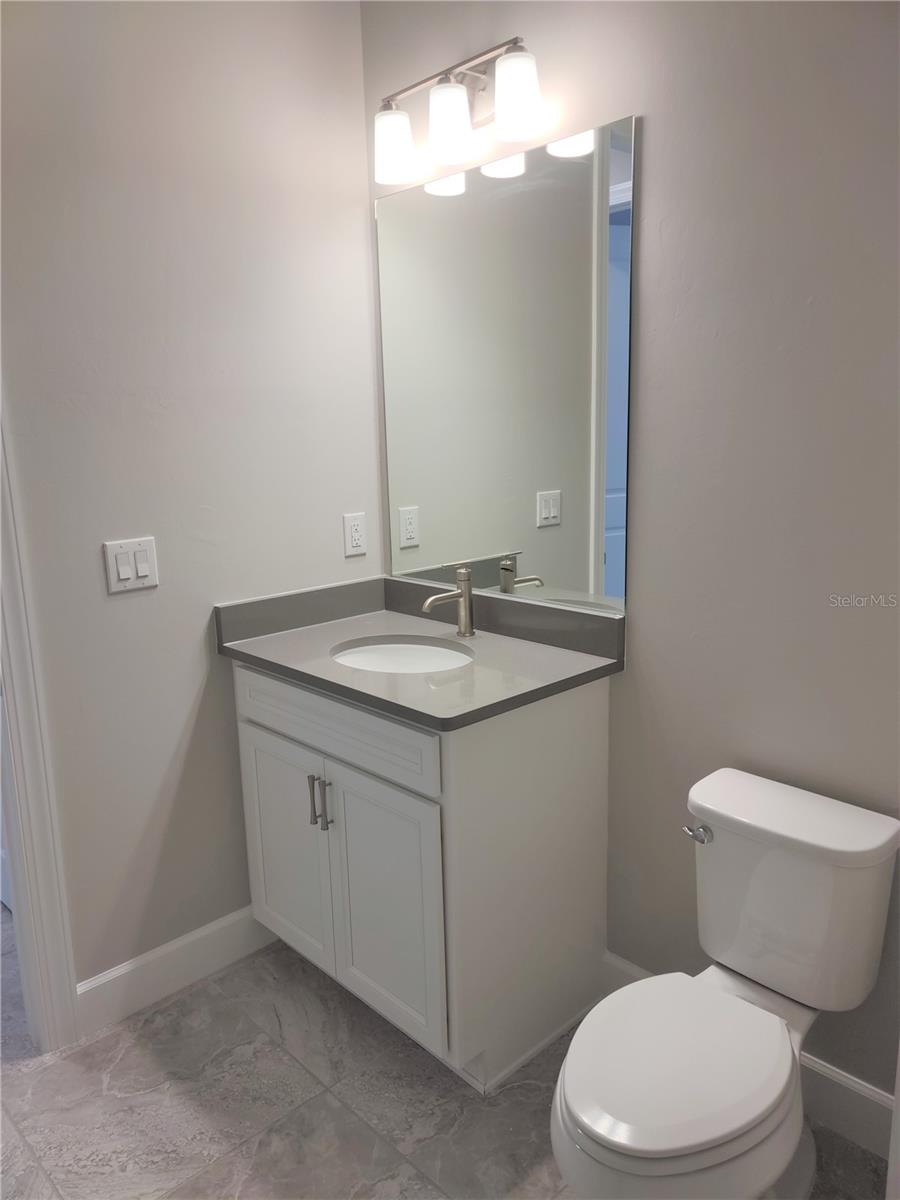 Image 38 of 56 For 14558 Mossy Pine Court