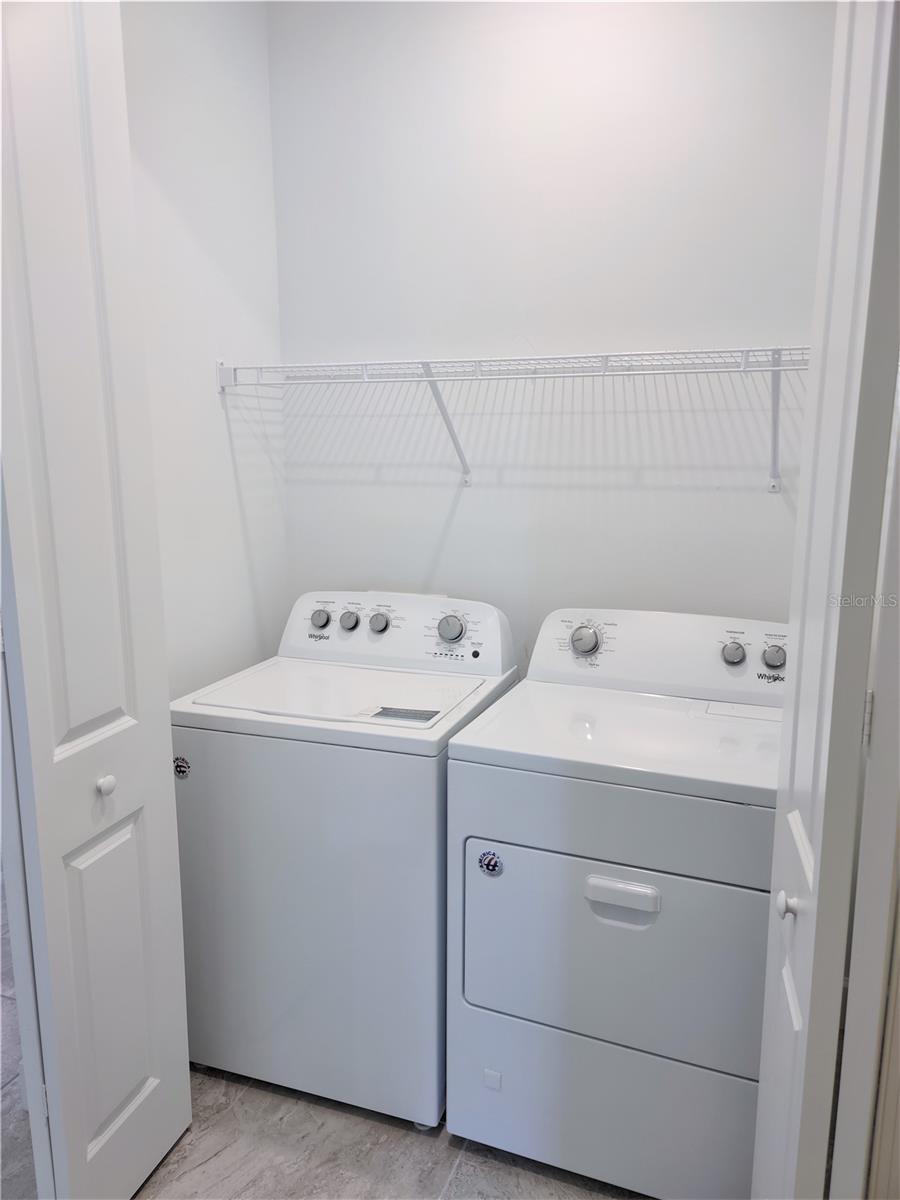 Image 39 of 56 For 14558 Mossy Pine Court