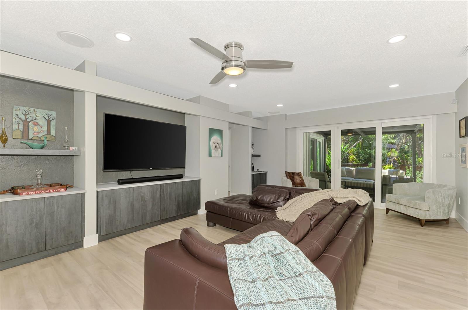 Image 27 of 72 For 5303 Hidden Harbor Road