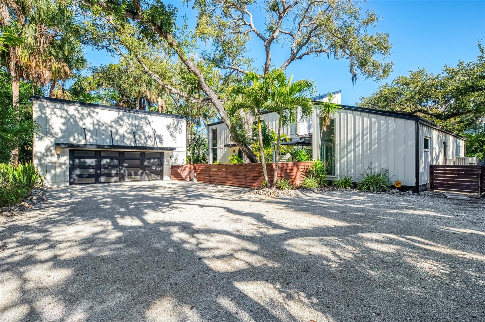 Image 3 of 72 For 5303 Hidden Harbor Road