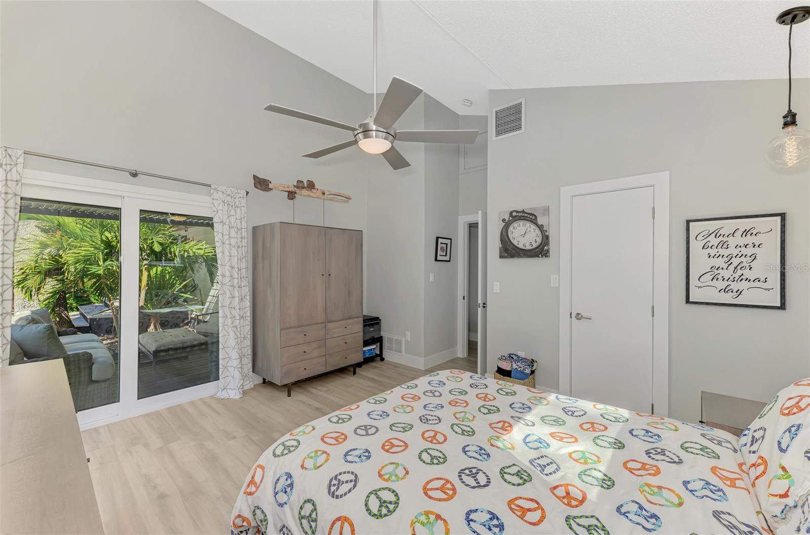 Image 30 of 72 For 5303 Hidden Harbor Road