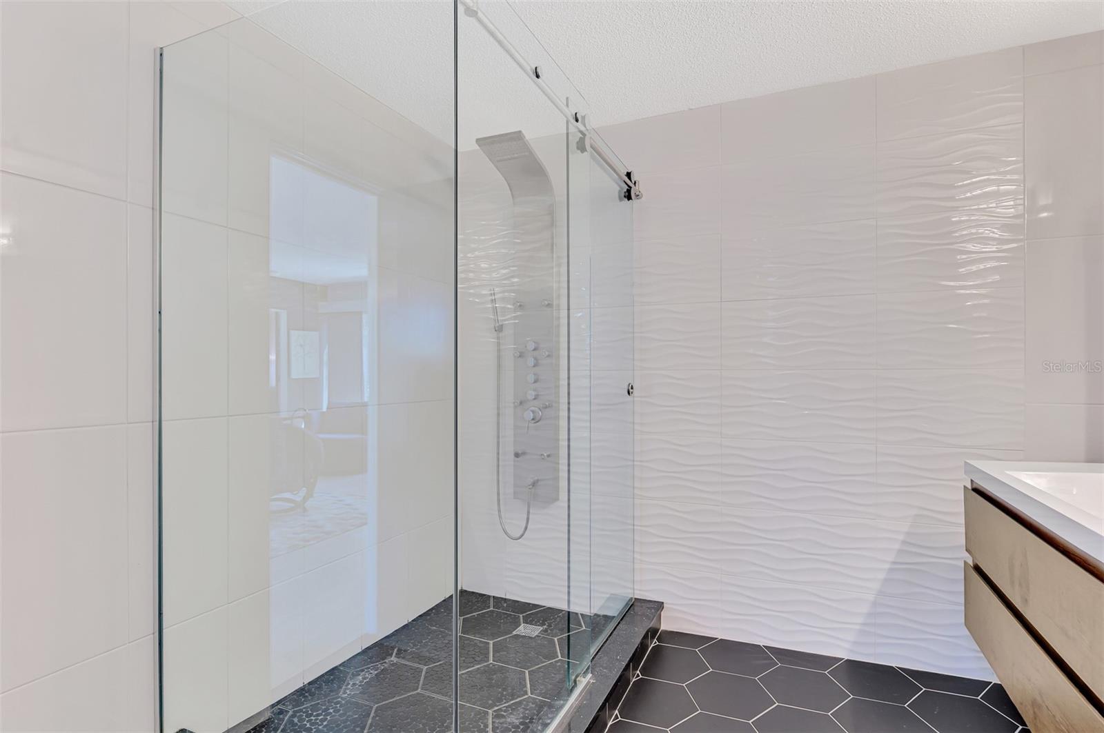 Image 42 of 72 For 5303 Hidden Harbor Road