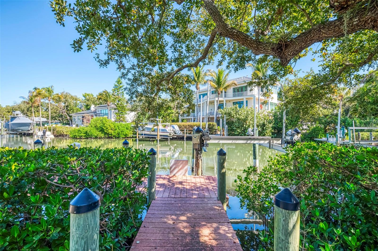 Image 52 of 72 For 5303 Hidden Harbor Road