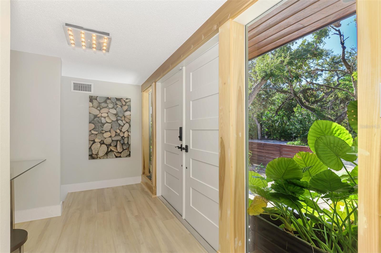 Image 8 of 72 For 5303 Hidden Harbor Road