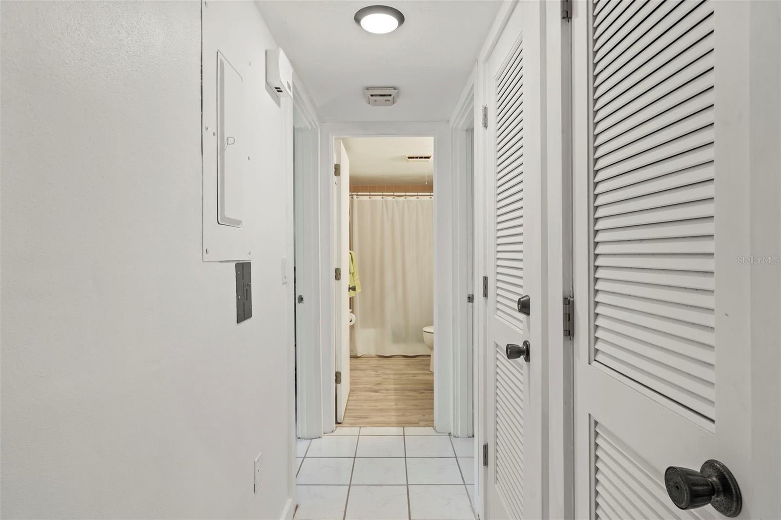 Listing photo id 19 for 1531 Placida Road 1-103