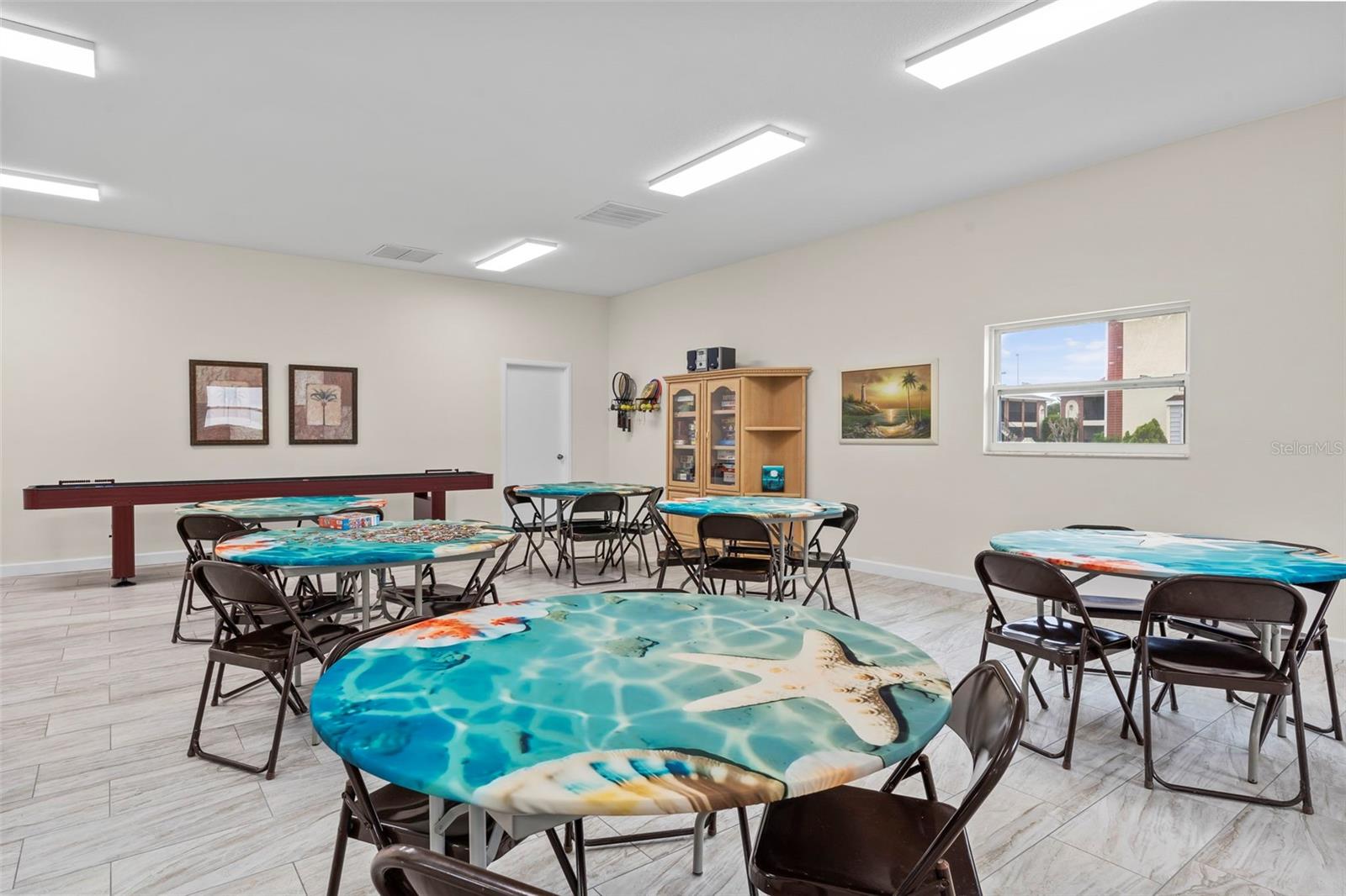 Listing photo id 29 for 1531 Placida Road 1-103