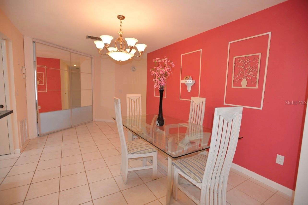 Image 14 of 30 For 3635 Avanti Circle