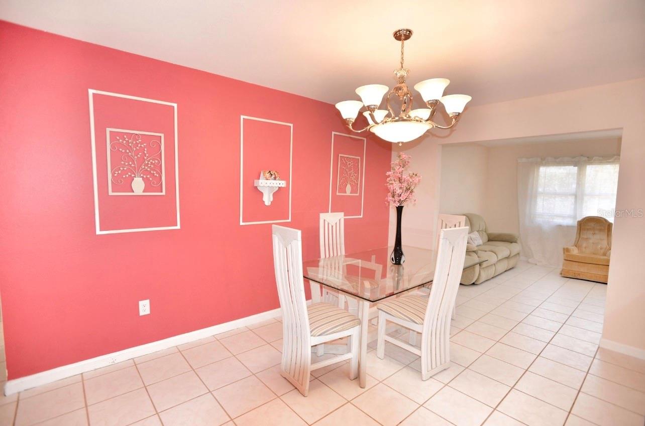 Image 15 of 30 For 3635 Avanti Circle