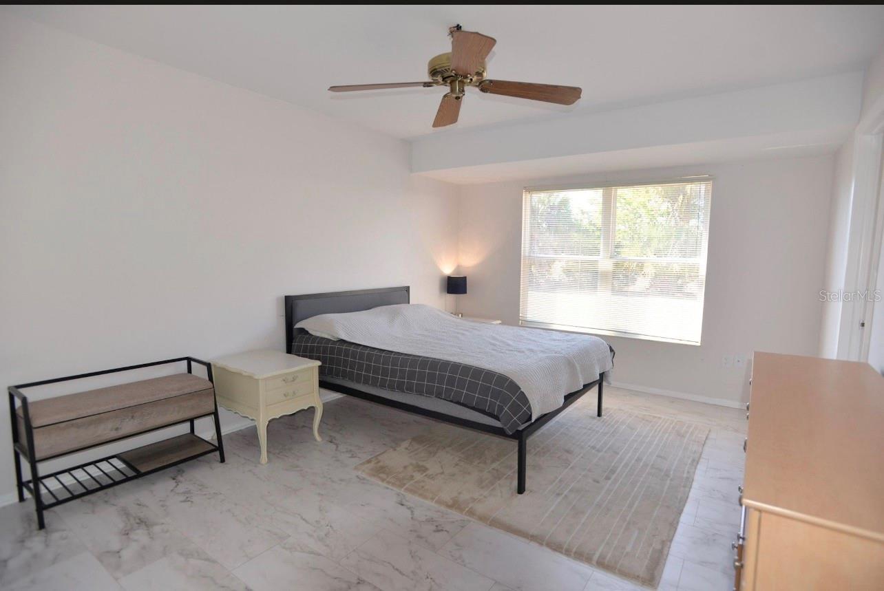 Image 21 of 30 For 3635 Avanti Circle