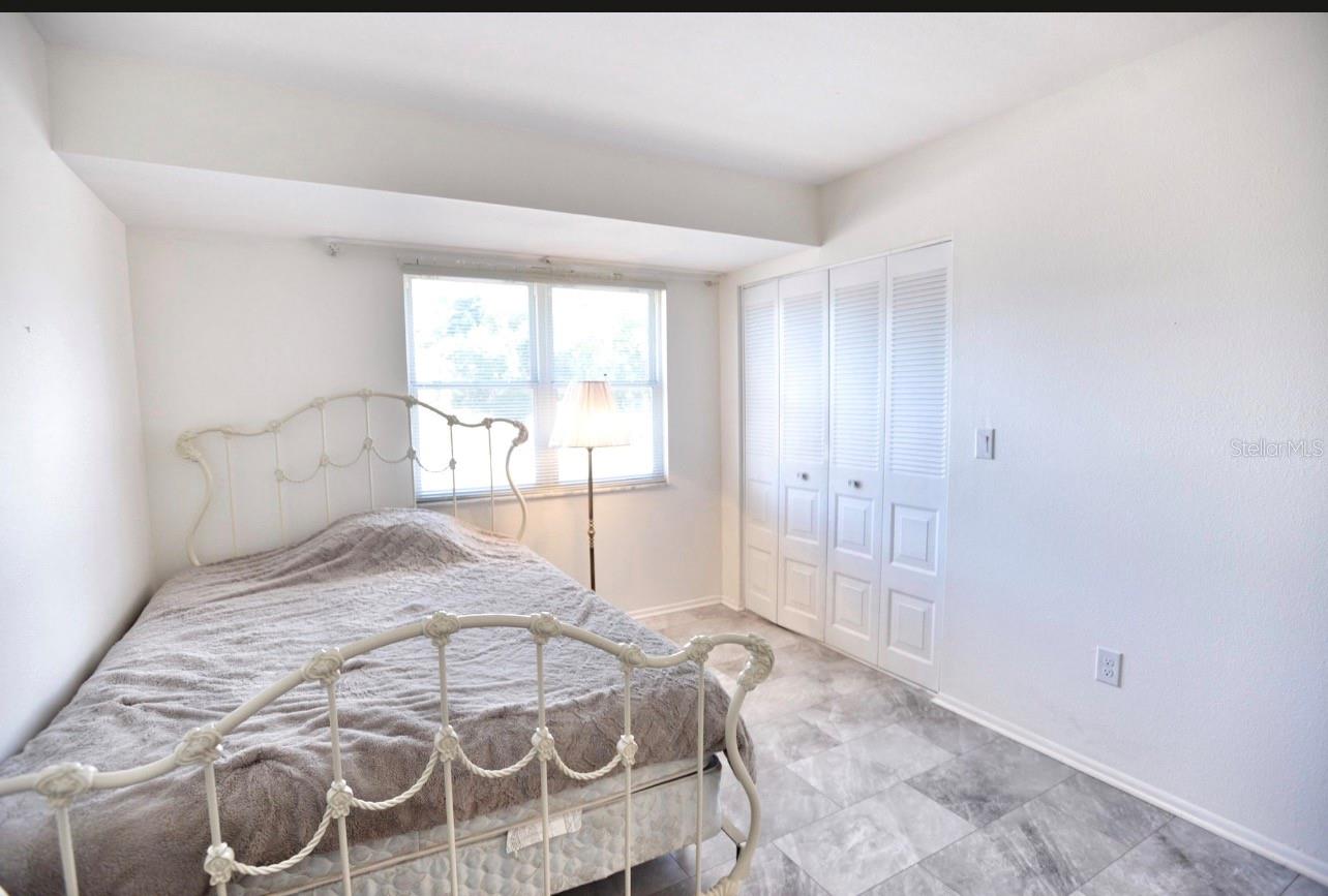 Image 23 of 30 For 3635 Avanti Circle