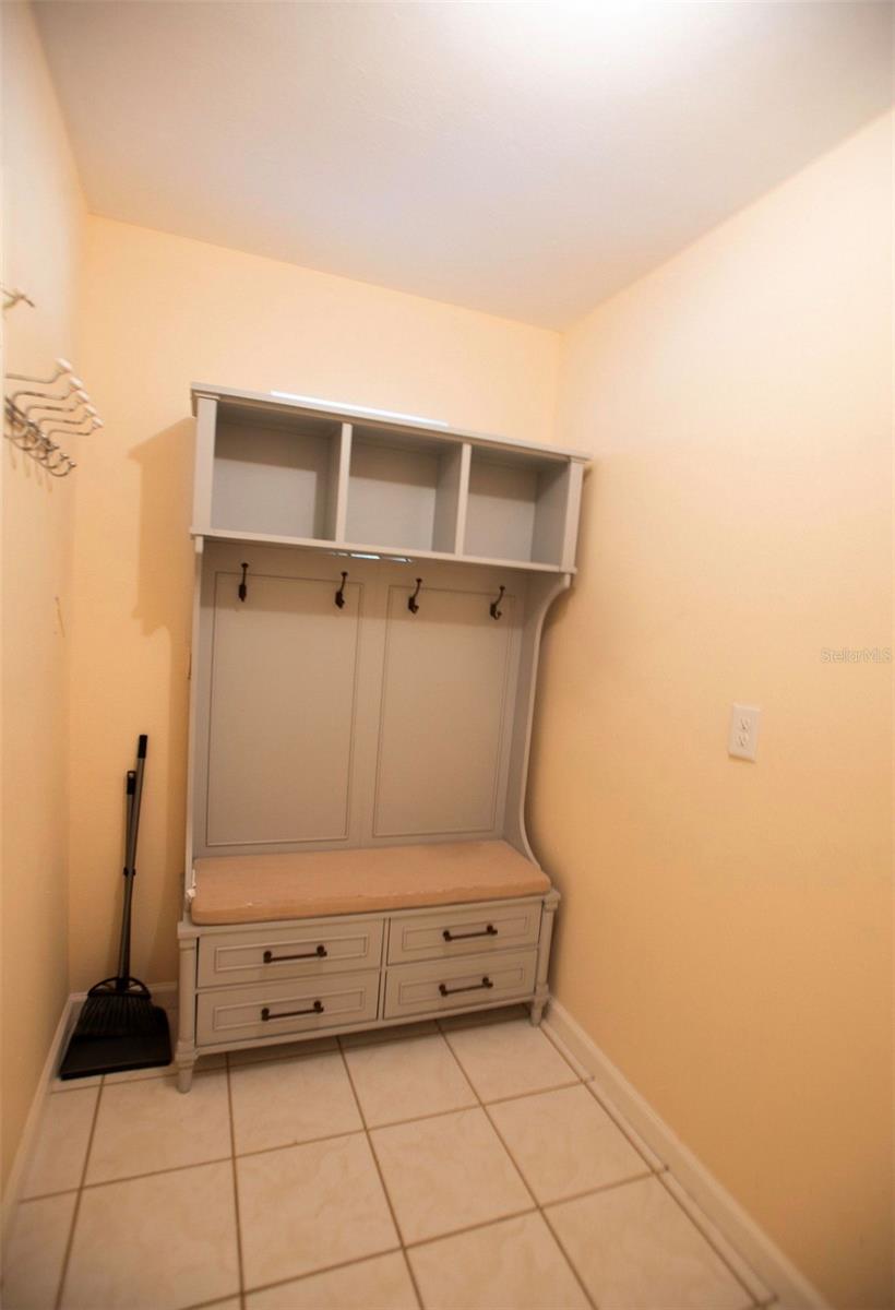 Image 25 of 30 For 3635 Avanti Circle