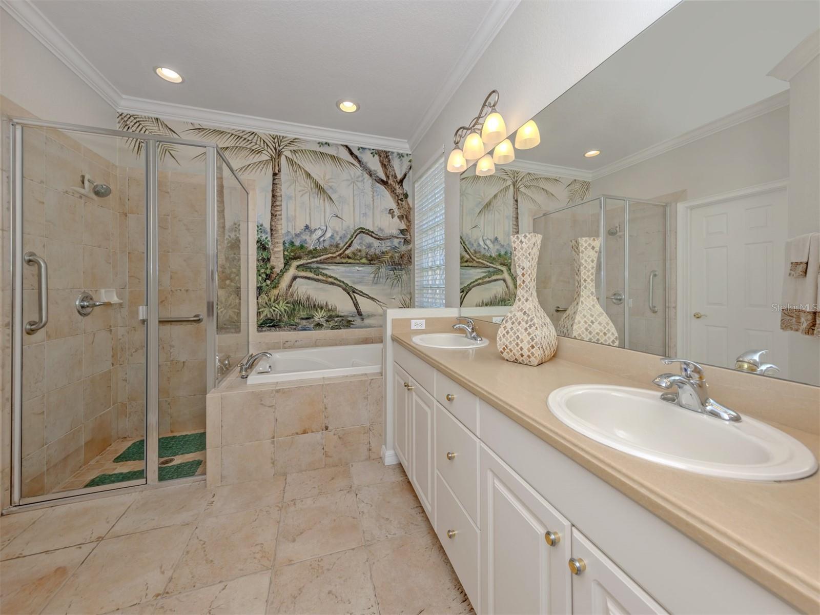 Image 24 of 92 For 157 Treviso Court