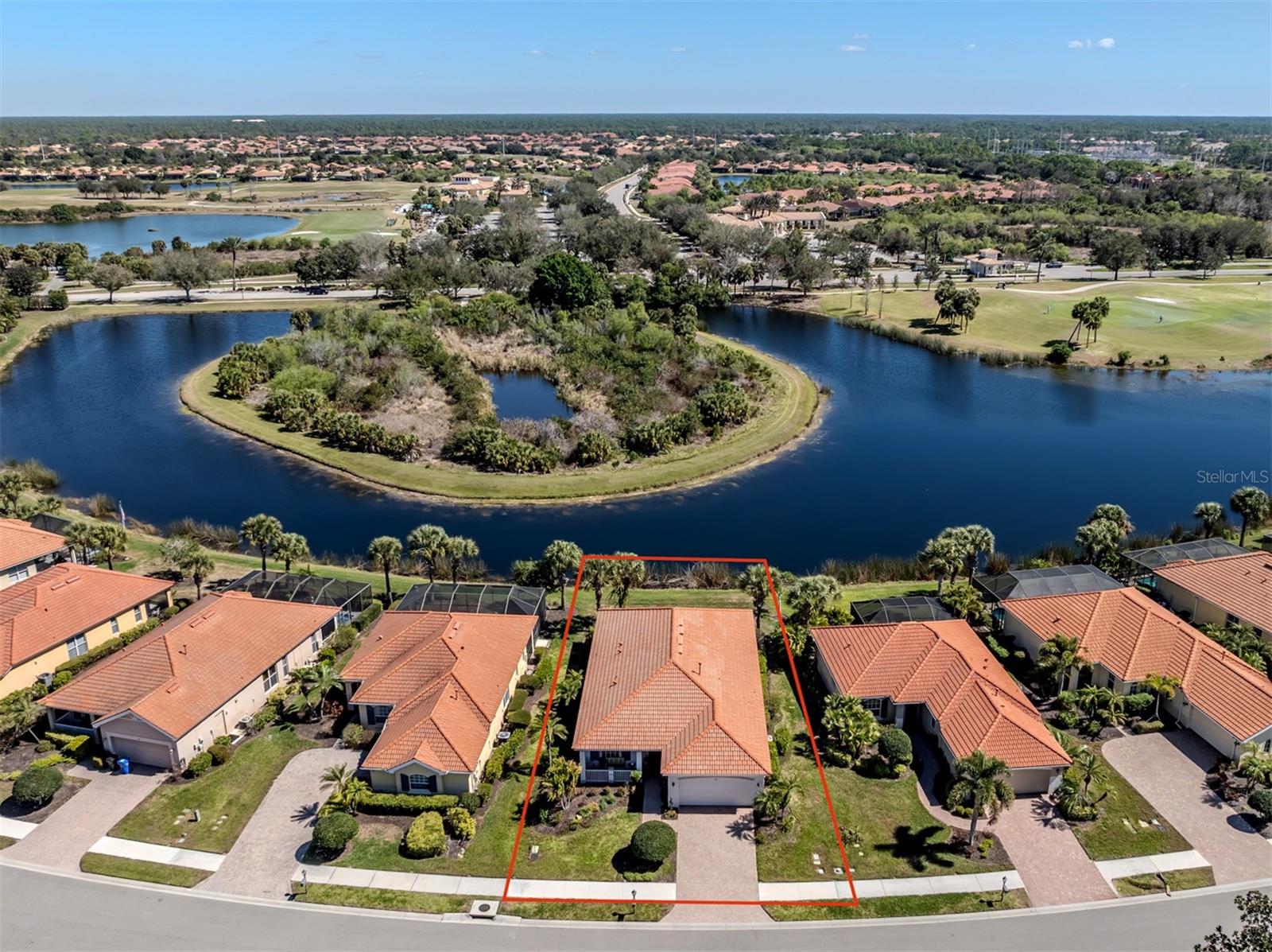 Image 37 of 92 For 157 Treviso Court