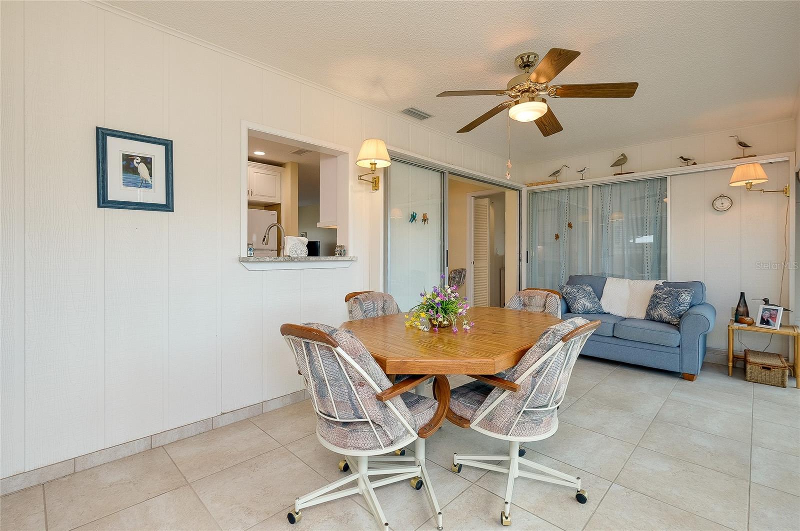 Image 18 of 59 For 92 Circlewood Drive B3-1