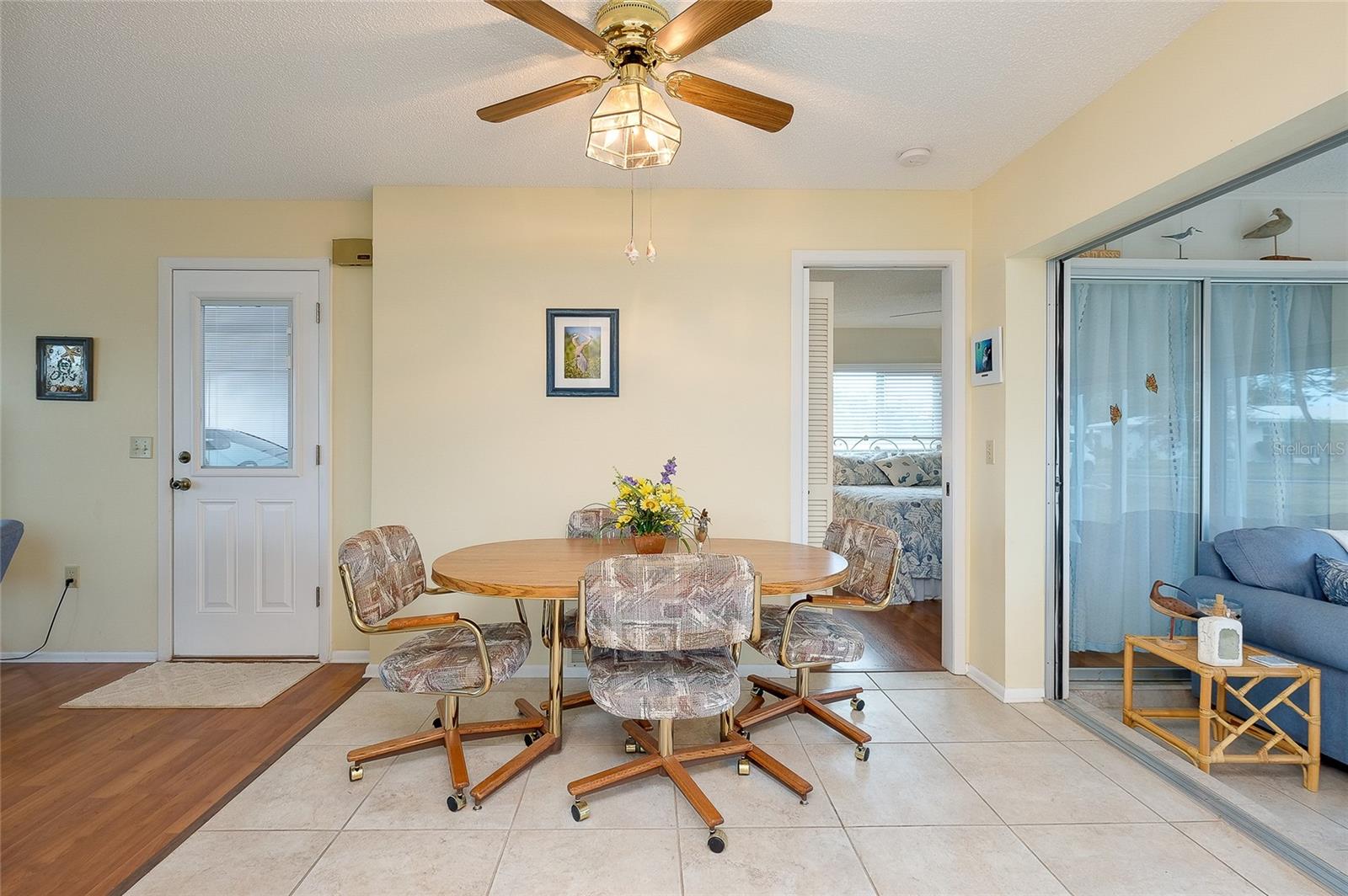 Image 27 of 59 For 92 Circlewood Drive B3-1