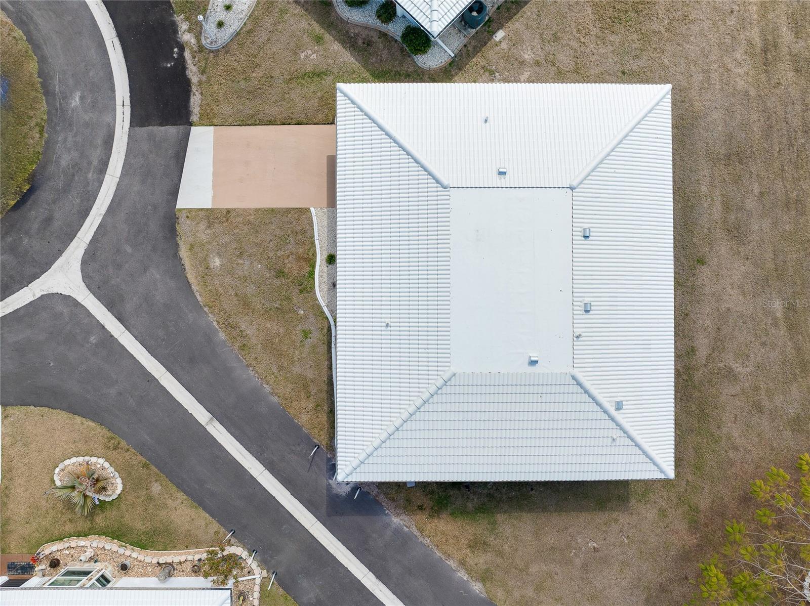 Image 6 of 59 For 92 Circlewood Drive B3-1