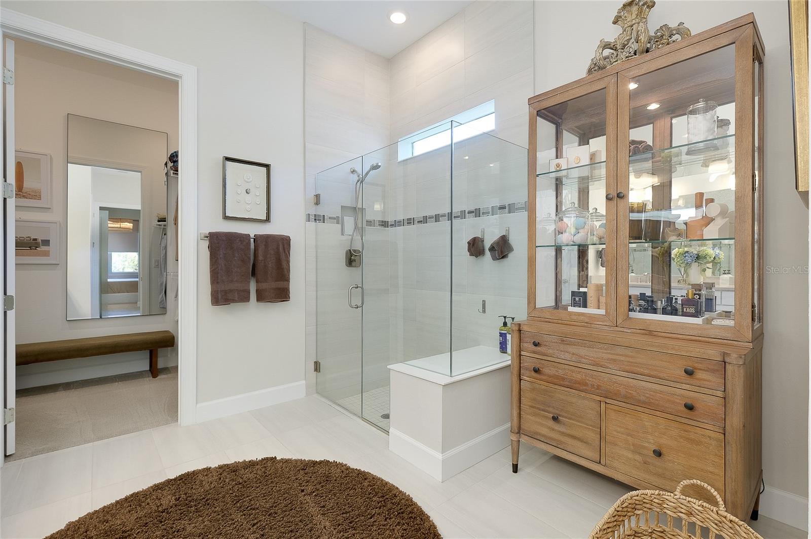 Image 39 of 95 For 10036 Beachwalk Drive