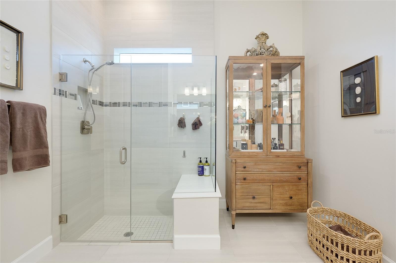 Image 41 of 95 For 10036 Beachwalk Drive