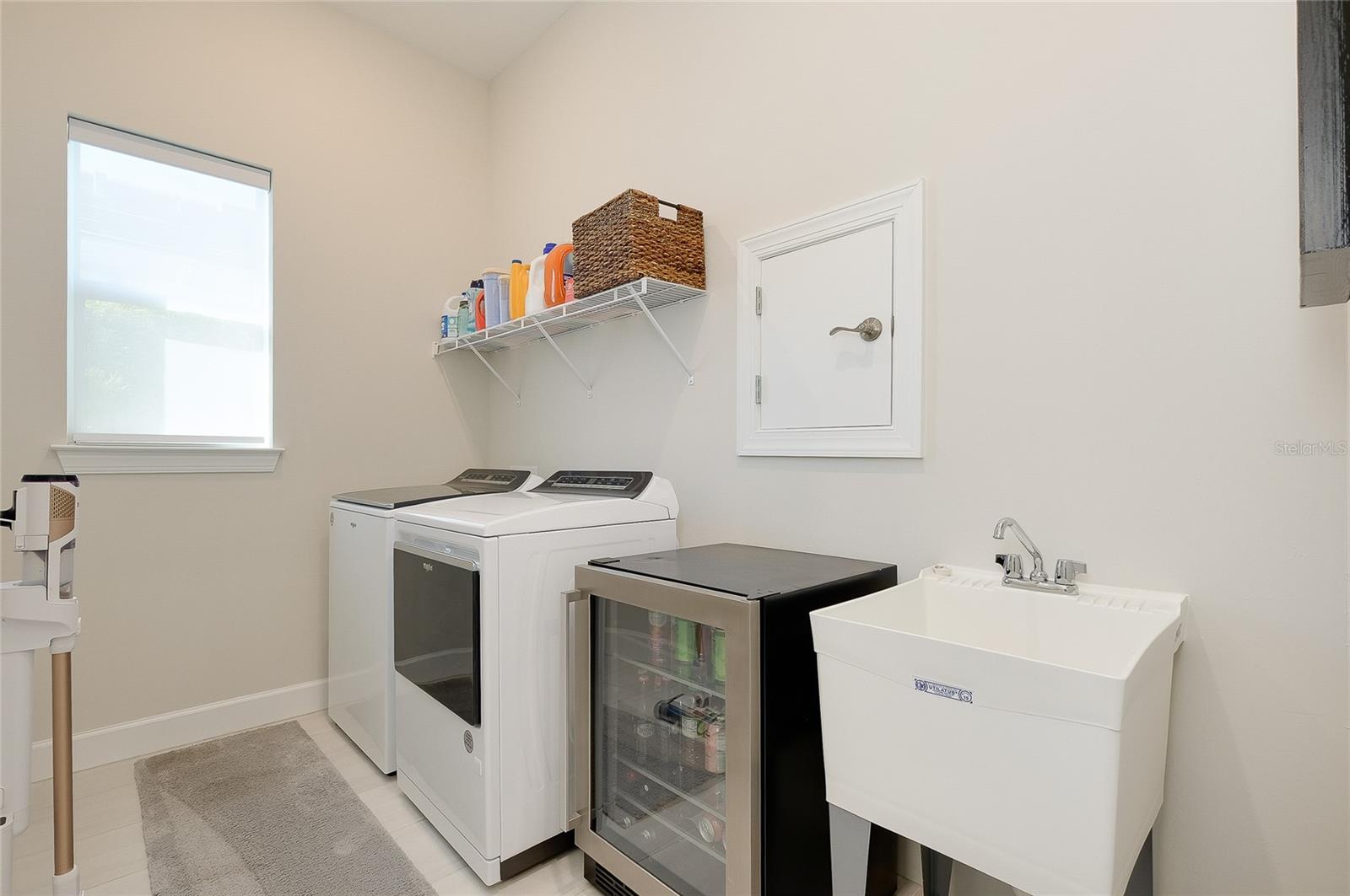 Image 48 of 95 For 10036 Beachwalk Drive