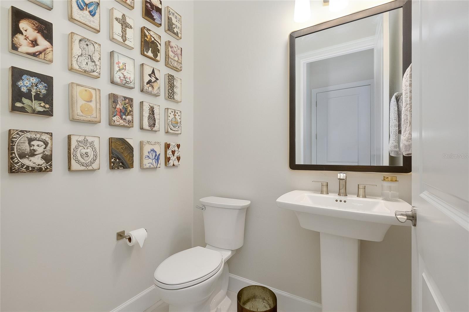 Image 49 of 95 For 10036 Beachwalk Drive